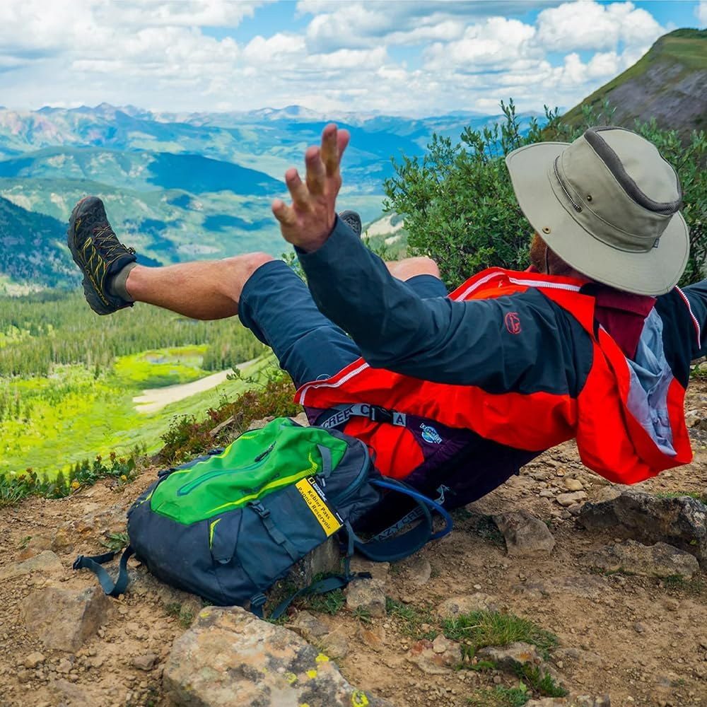 TOMVAES Beach Chair with Back Support, Foldable, Adjustable Straps, Water-Resistant, Blue, Oxford Cloth, Fiberglass Frame, Casual Style, Perfect for Beach, Parks, Camping, Hiking, Fishing, Backpacking image number 4