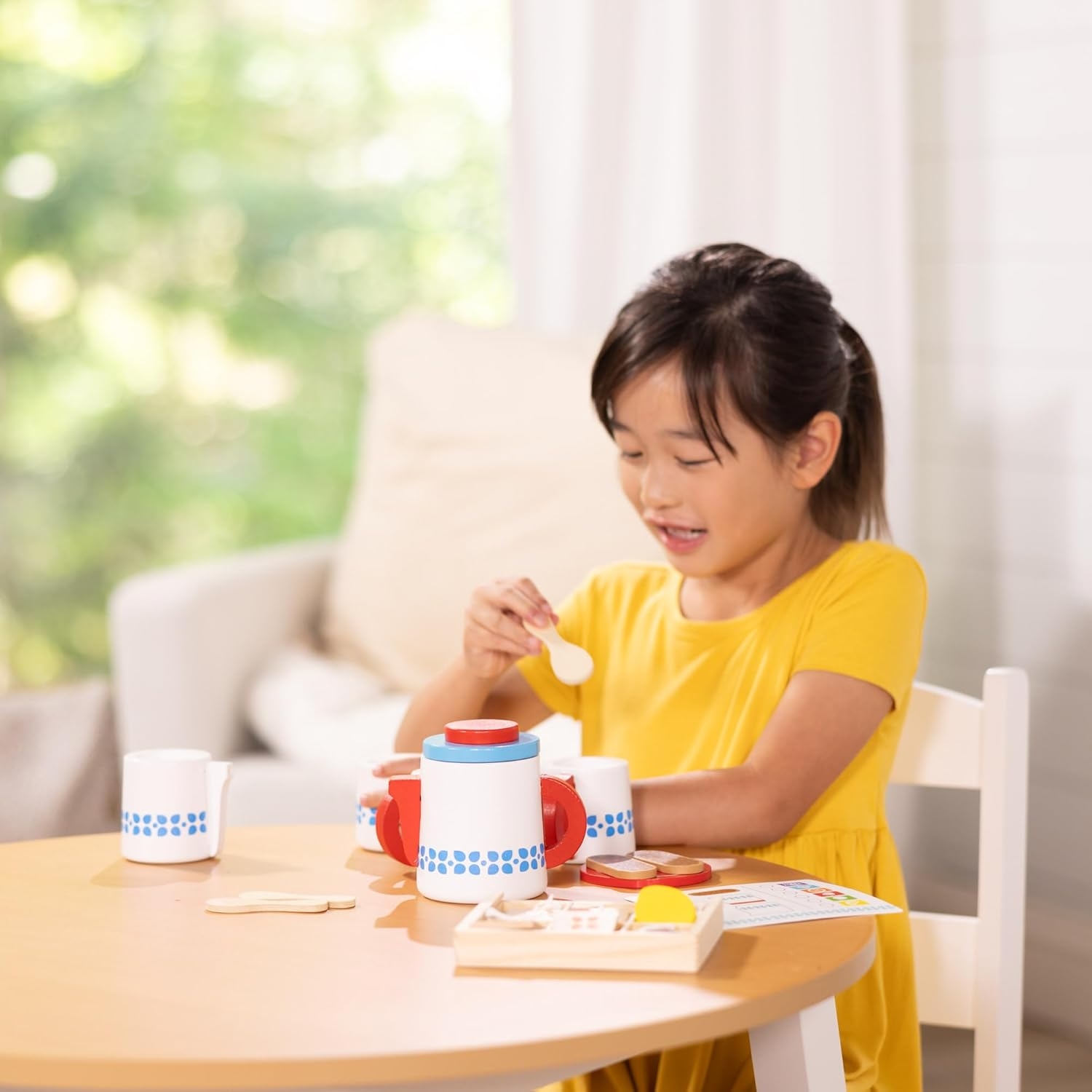 Melissa and Doug - Wooden Steep & Serve Tea Set