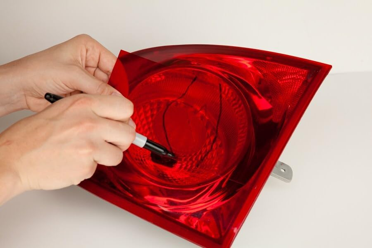 3M Auto High-Strength Lens Repair Film, 3.5 in X 7.75 In, Assorted Sheets: Red/Amber/Clear, Weatherproof & Airtight Seal, Flexible Film Repairs Flat or Curved Lenses on Truck & Car Lights (03345) image number 3