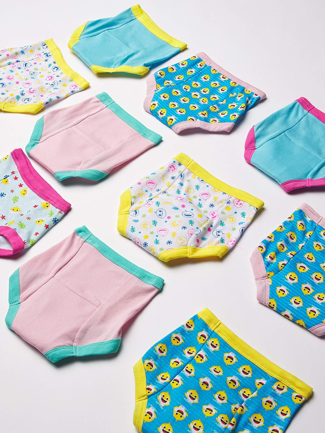 Baby Shark Training Pant Multipacks with Success Tracking Chart & Stickers, Sizes 18M, 2T, 3T, 4T image number 2