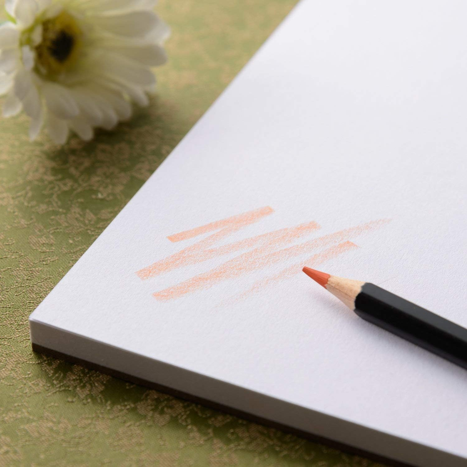 DERWENT(R) R31215F Academy Drawing PAD, A4 Portrait 50 Sheets