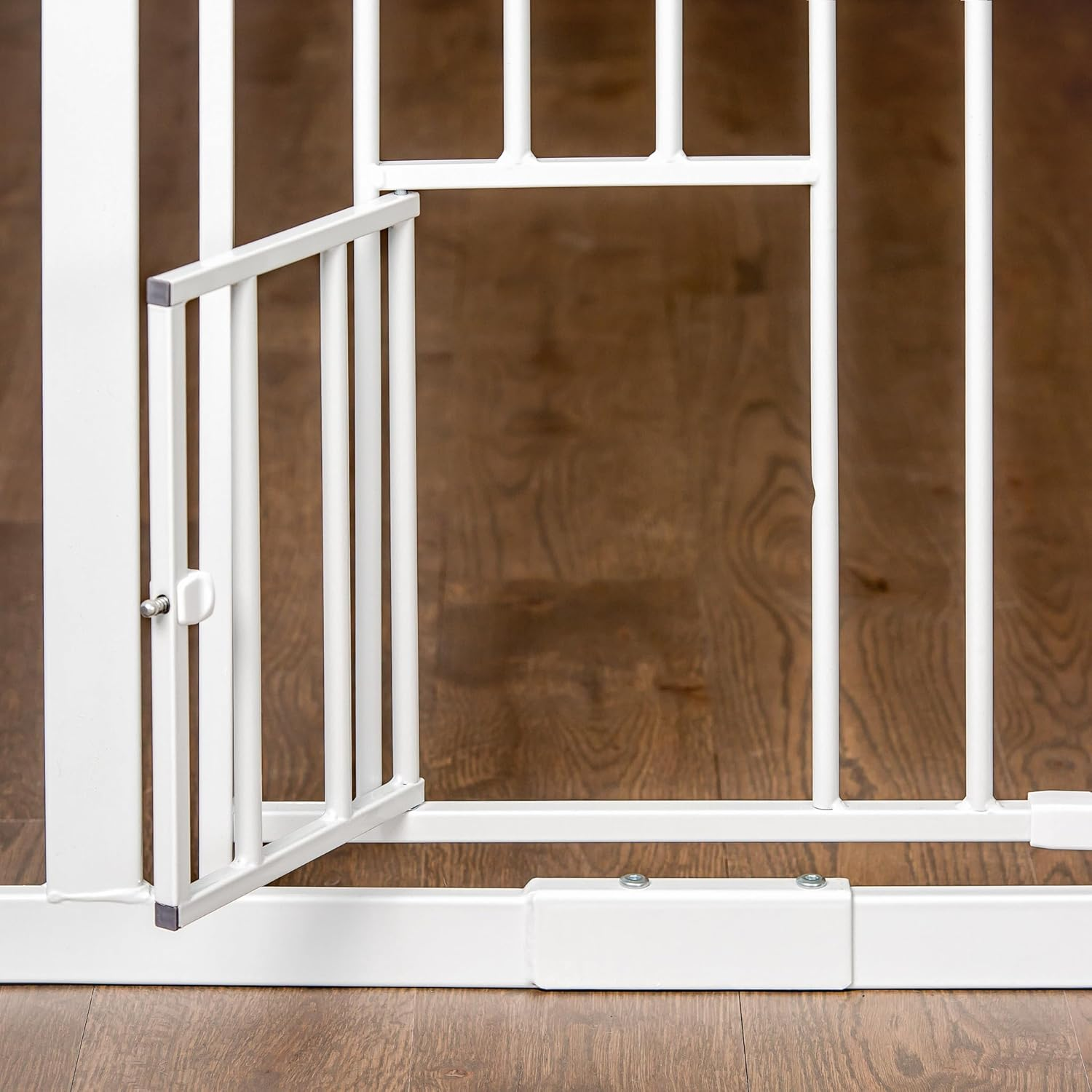 Carlson Pet Products 36-Inch Extra Tall Pet Gate image number 3