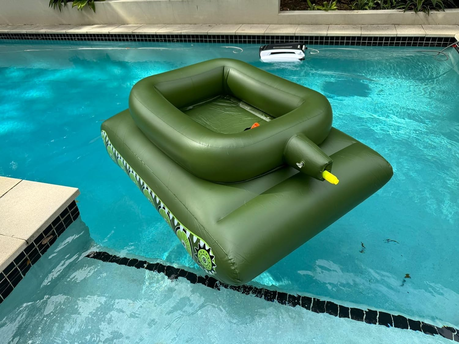 Tank Floaties with Built-In Water-Gun Multiplayer Swimming Pool Toys for Kids Adult Resistant PVC for Poolside Pool Float for Poolside Beach-Party Lake Summer Family Water Battle (Green) image number 2