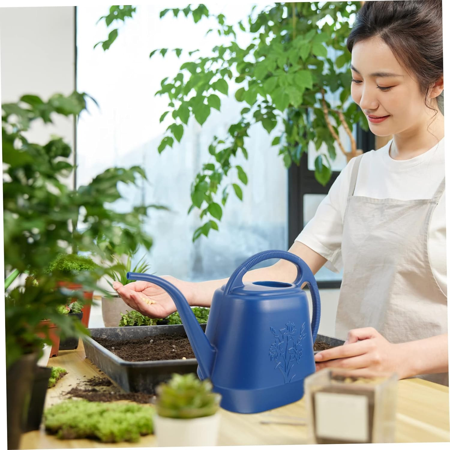 Long Spout Watering Can Elephant Watering Pot 4L Thickened Plastic Sprinkling Can for Indoor and Outdoor Garden Succulent Plants image number 1