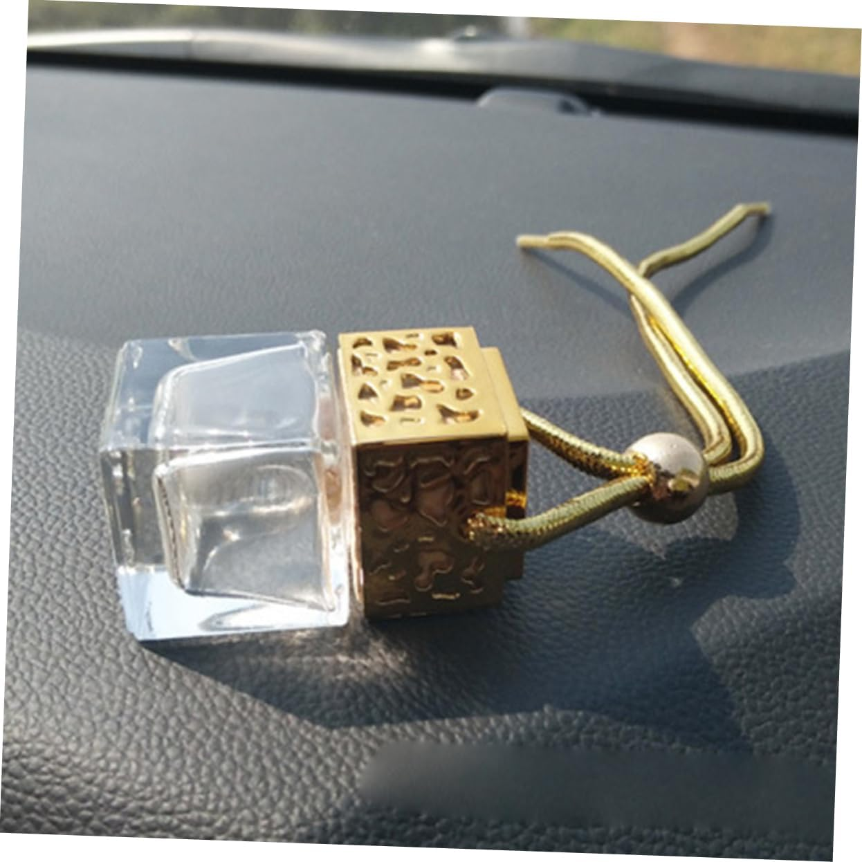 Mikinona 10Pcs Square Glass Perfume Bottle Pendant Essential Oil Sub-Bottle Car Air Vent Aromatherapy image number 1