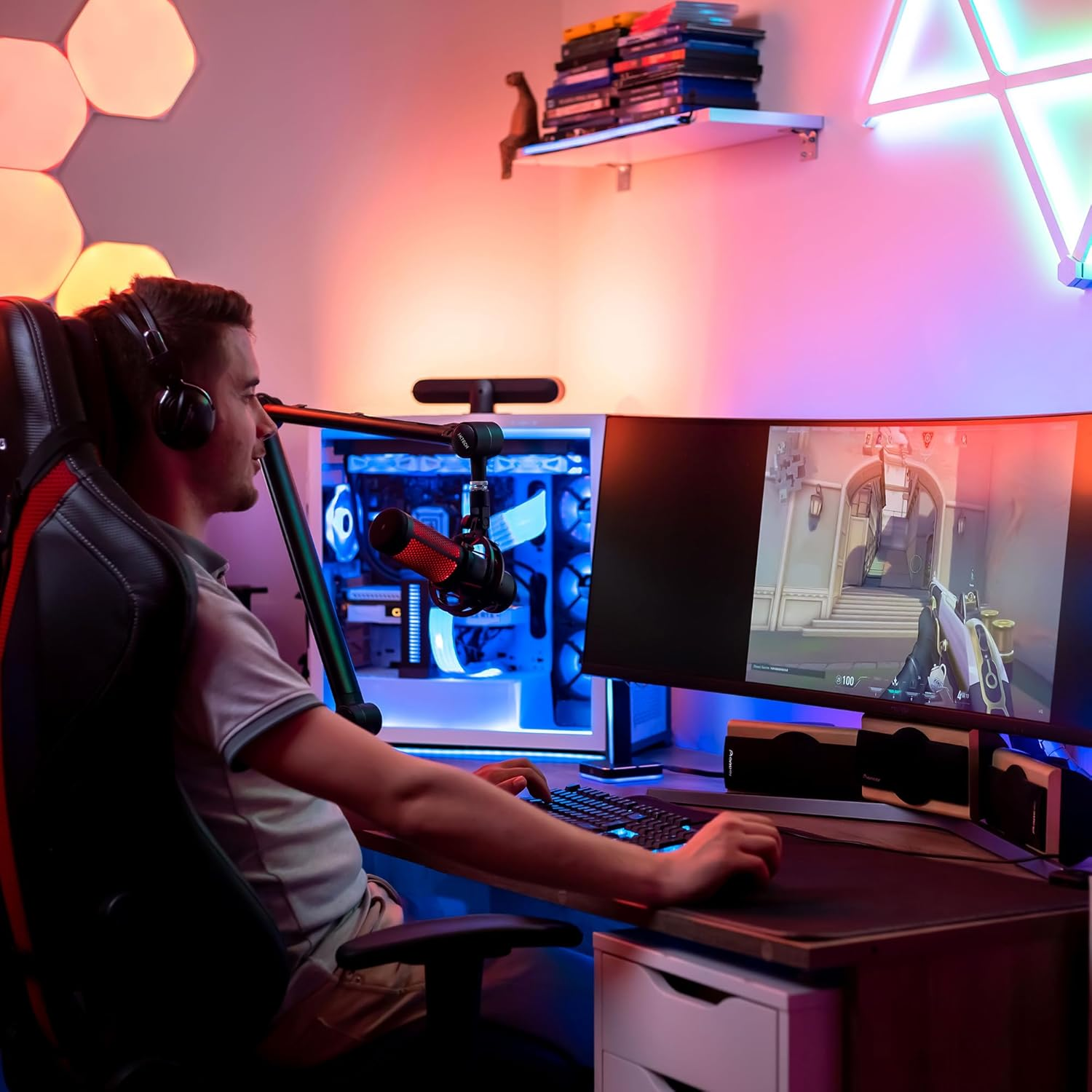 IXTECH Microphone Boom Arm with Desk Mount, 360&deg; Rotatable, Adjustable and Foldable Scissor Mounting for Podcast, Video Gaming, Radio and Studio Audio, Sturdy and Universal - Elegance Model