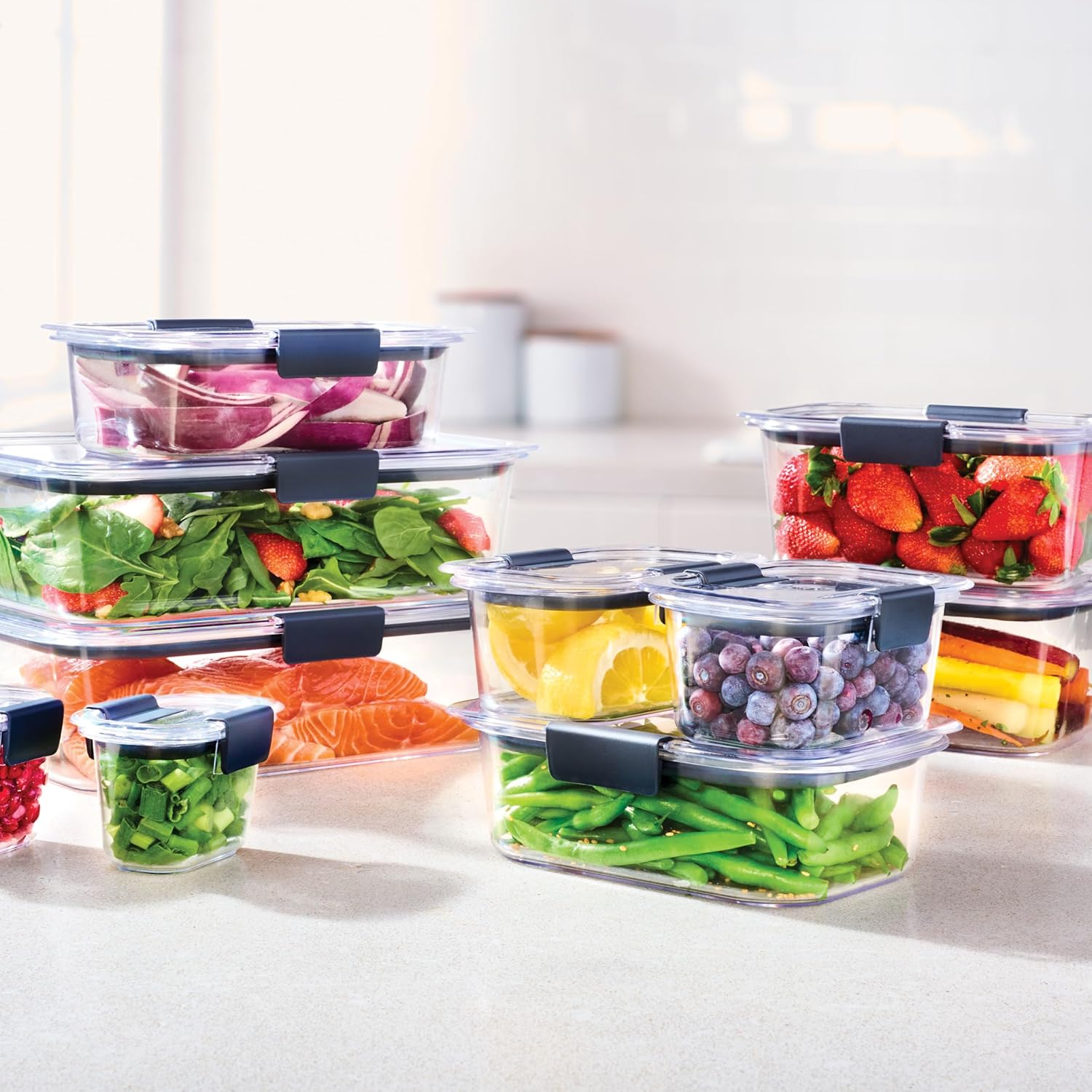 Rubbermaid Brilliance BPA Free Airtight Food Storage Containers with Lids, Set of 4 (4.7 Cup) Ideal for Lunch, Meal Prep, and Leftovers image number 4
