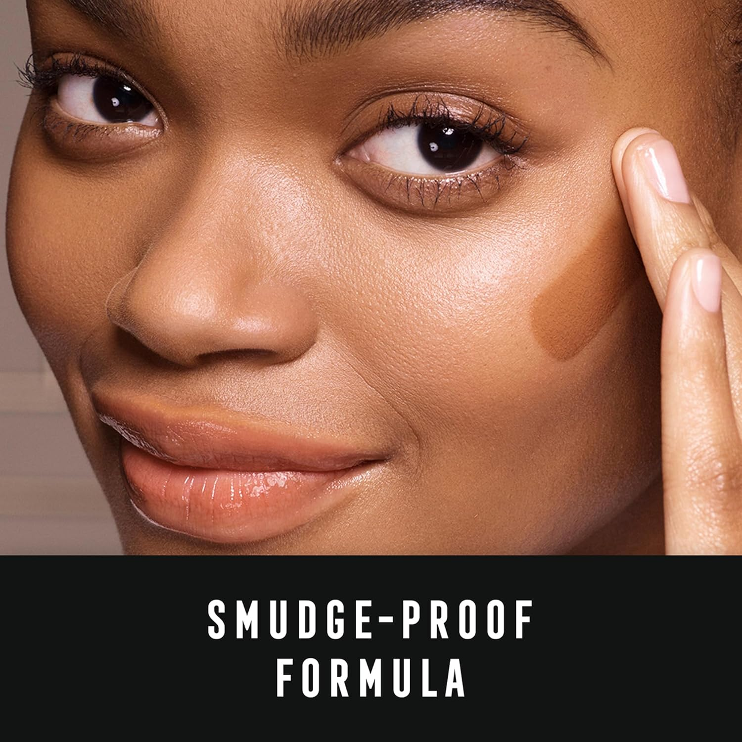 Max Factor Lasting Performance Foundation 35 Ml, 108 Honey Beige image number 1