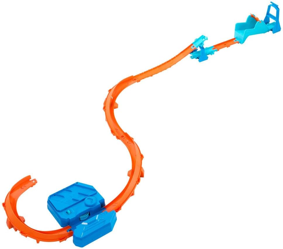 Hot Wheels Toy Car Track Set, Deluxe Building Box with Motorized Booster, 1:64 Scale Vehicle, Speed Snap Track, Boosted Jump Speedway