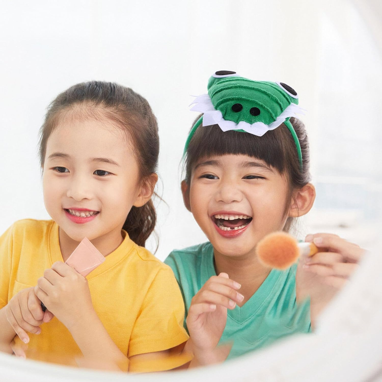 Green Cosplay Set - Headband, Bowtie, Tail for Festival Parties and Role Play image number 4