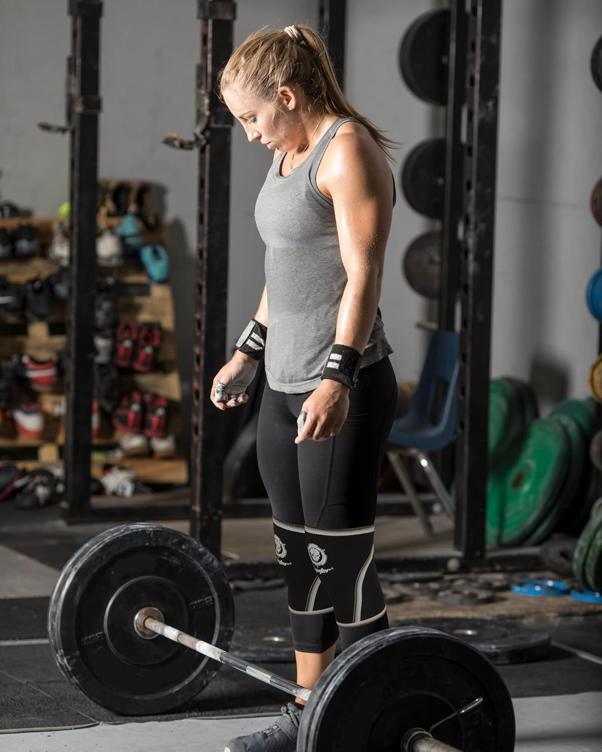 Knee Sleeves (1 Pair), 7Mm Compression Knee Braces for Squats,Weightlifting,Powerlifting,Cross Training for Men & Women（Medium） image number 1