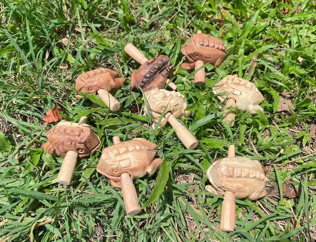 Natural Color Guiro Percussion Instrument Wooden Frog, Musical Home Decor Handcrafted Decoration 2.3-2.75 Inch image number 2