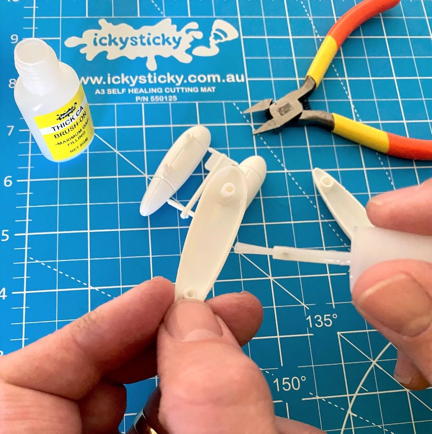 Ickysticky Thick Foam Safe Brush-On CA Glue 8 G Premium Superglue Wood, Craft, Metal, Plastic, Model Kits, DIY, Home, Office image number 2