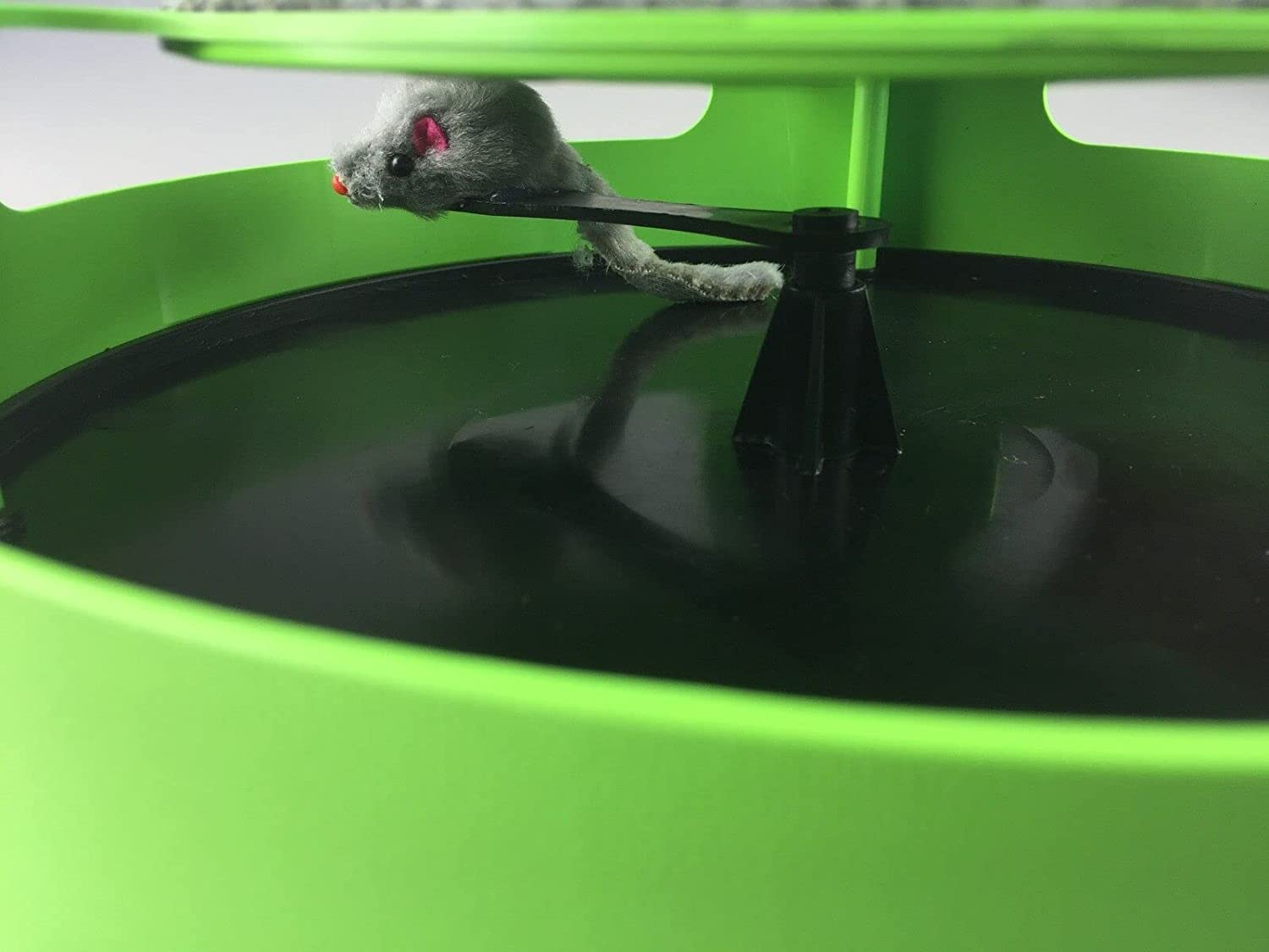 Interactive Cat Toy &ndash; Catch the Mouse Game for Kittens & Cats &ndash; Spinning Mouse Catnip Toy with Claw Sharpening Mat &ndash; Fun Indoor Cat Training Activity image number 1