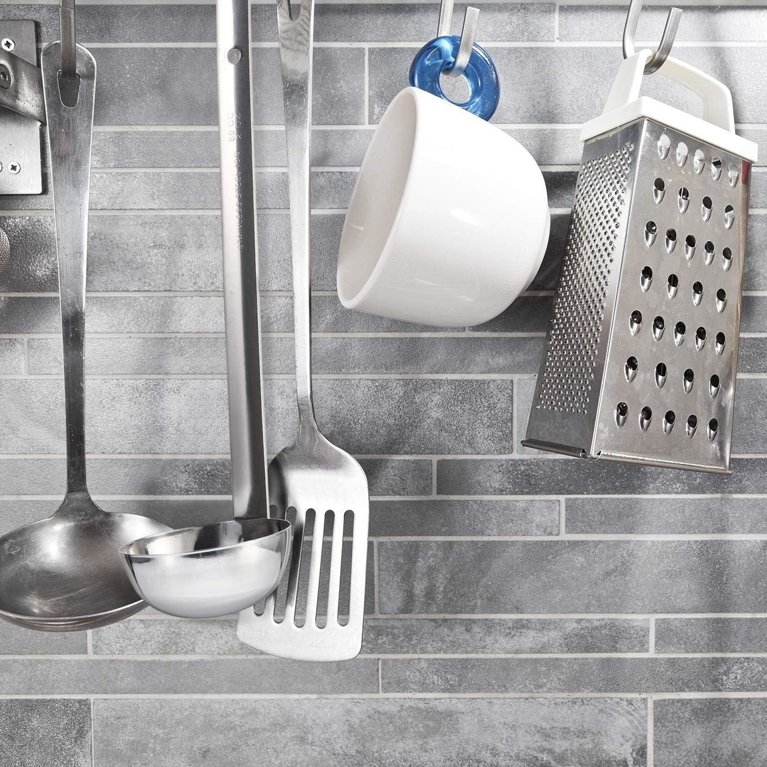 Meekoo 3 Pieces Stainless Steel Ladle Soup Handle Ladle with Pouring Rim for Kitchen Cooking Soup Sauce (2 Oz)