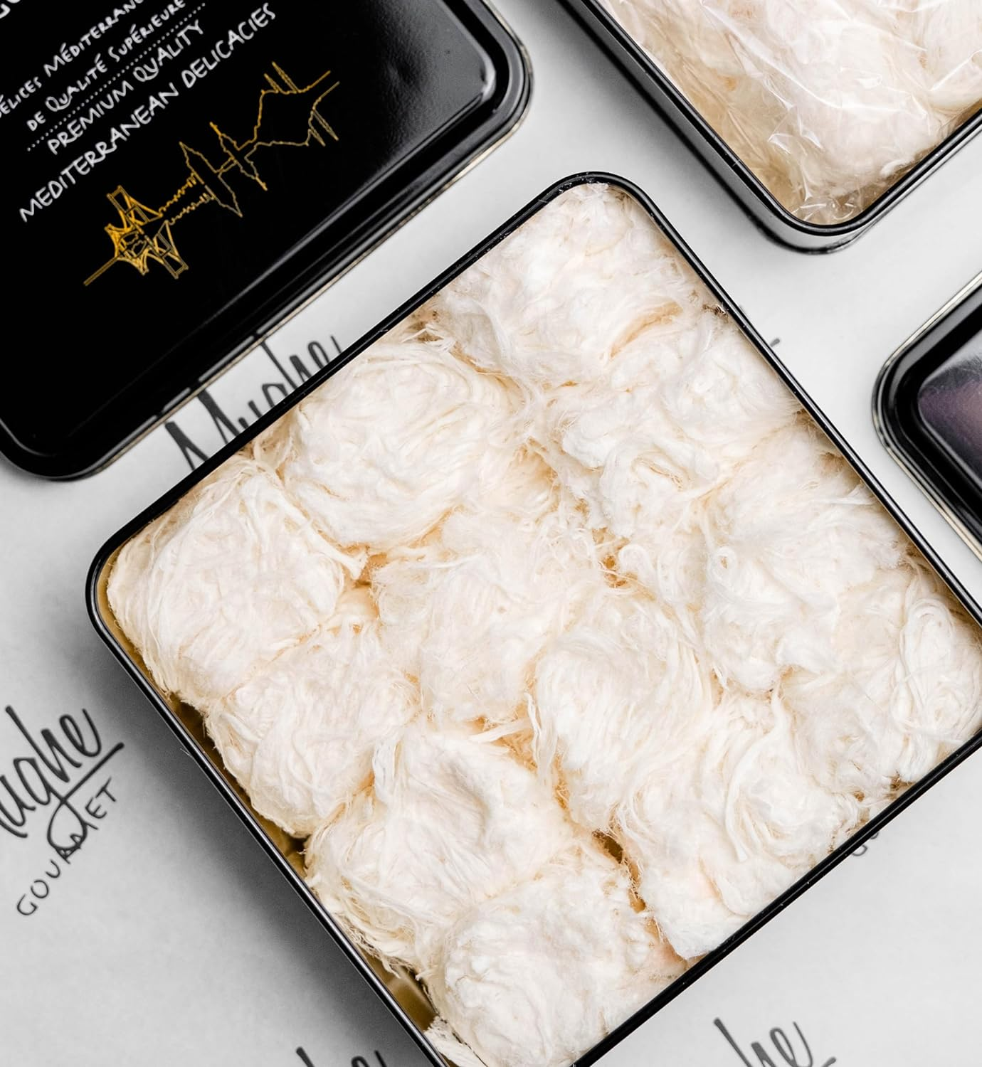 Mughe Gourmet Turkish Cotton Candy Pismaniye Sweet (12 Fluffs) - Special Halva Candy Metal Gift Box - Confectionery Pishmaniye - Traditional Floss Halvah - Perfect Gifts for Birthday, Christmas image number 3