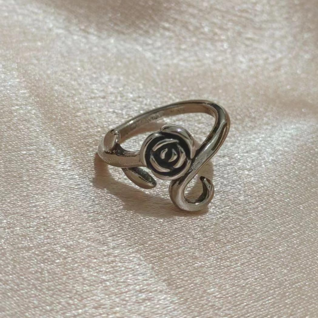 Namifin 4 Pieces Crochet Tension Ring Animals Plants Crochet Ring for Finger Adjastable Knitting Ring for Crocheting - Lovely Plants Crochet Ring Set image number 5