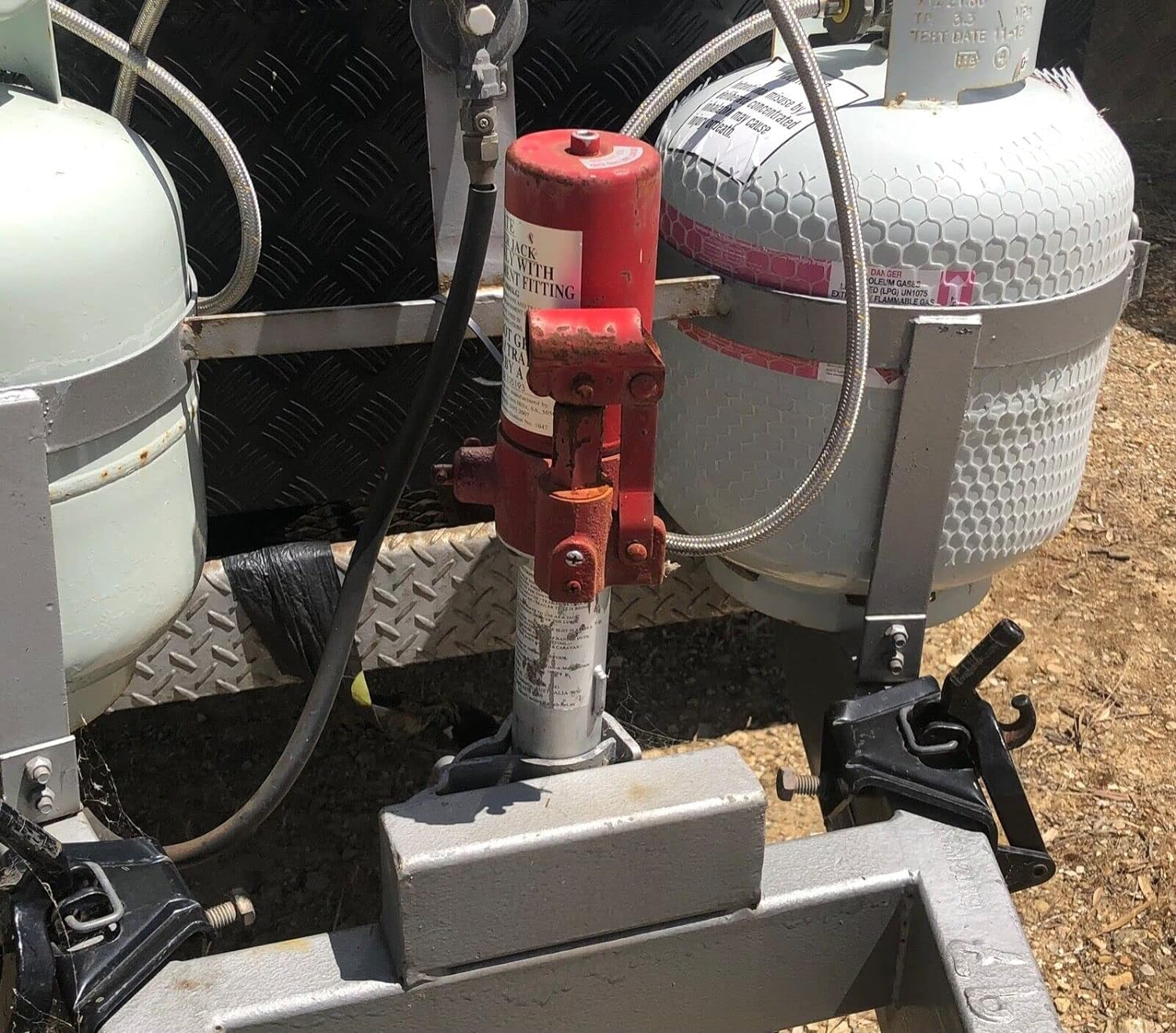 Caravan Bits & Bobs Trail a Mate Cover- Polyester Waterproof Universal Cover for Jack & Other Farm Jacks - Heavy Duty Jack Protective Head Cover- Easy to Cover outside Accessories image number 1