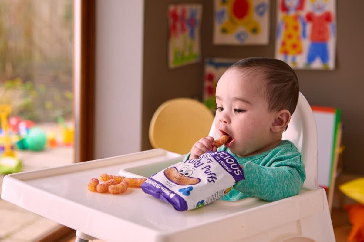 Kiddylicious - Fruity Puffs - Blueberry - Delicious Snacks for Babies - Suitable for 7+ Months - 10G image number 3
