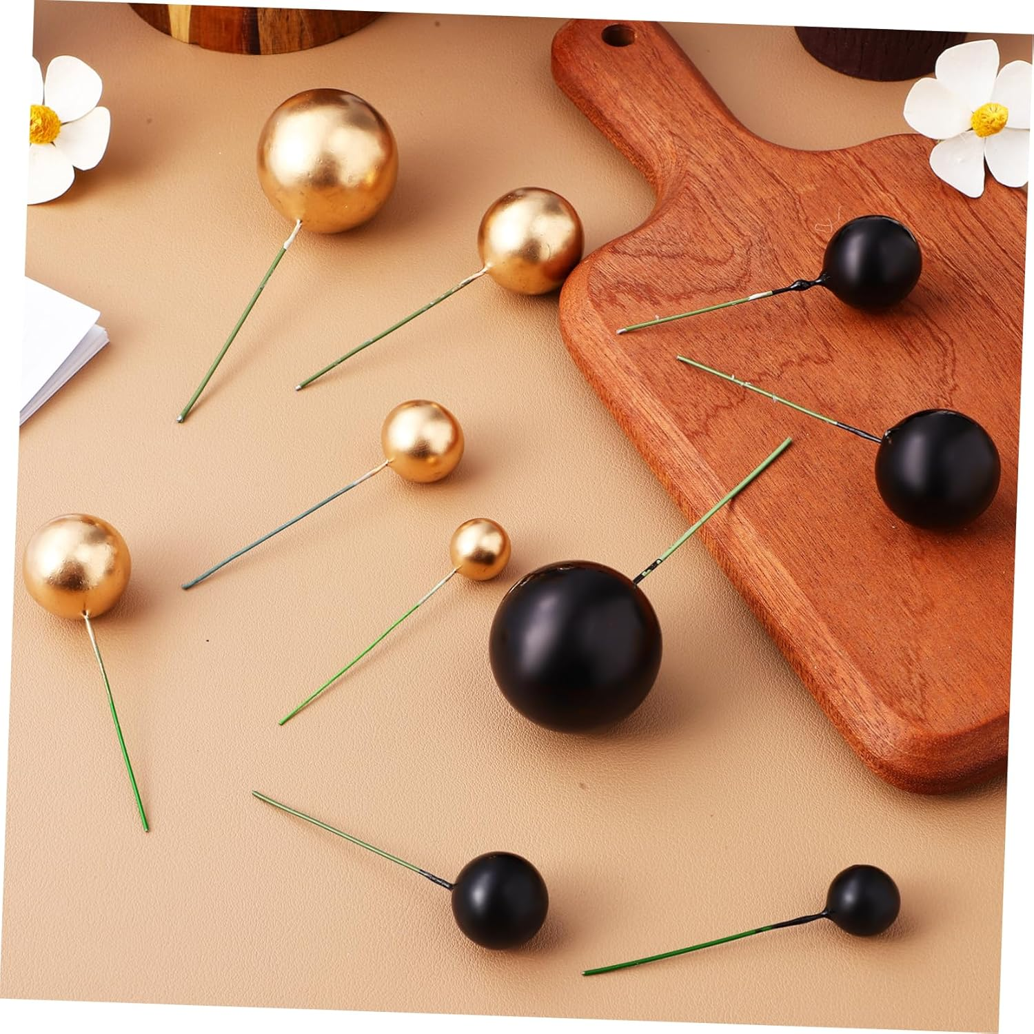 CHILDWEET Gold and Silver Cake Topper Balls Mixed Sizes Black and Gold Cake Decoration Ornaments 30Pcs Set for Birthday Party Supplies image number 4