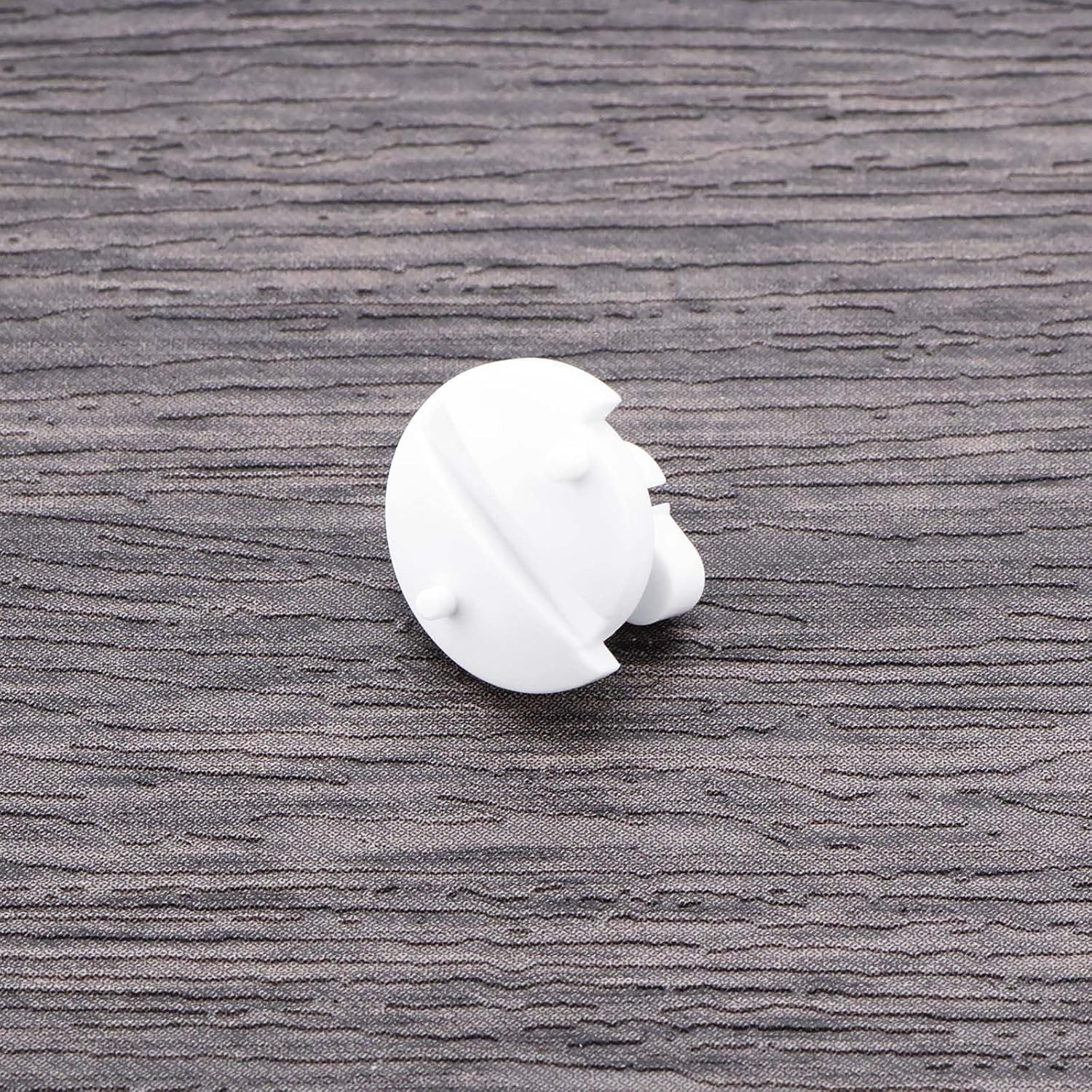 4Pcs Fridge Vent Clip Vent Closing Turnbuckle Clip 295176601 Compatible with Dometic L100 L200 White Closing Locking Screw Clip for Motorhome or Caravan