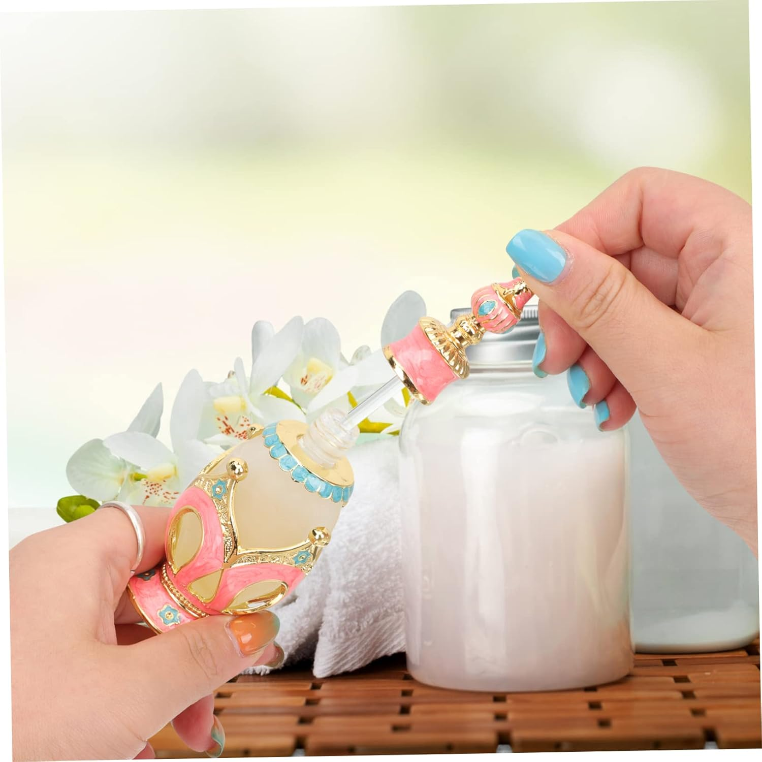 Cabilock Essence Bottle Perfume Essential Oil Empty Aroma Bottle Alloy Material for Travel and Diffuser Use image number 4