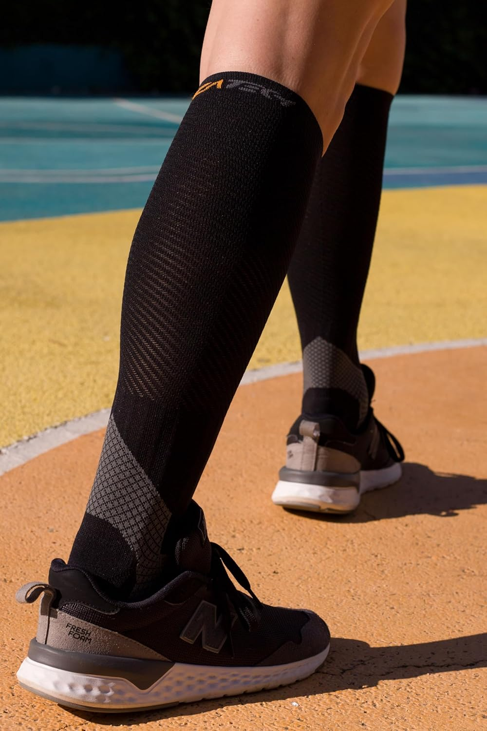 Knee-High Graduated Compression Socks, Plantar Fasciitis Socks for Men & Women, Sports Compression Socks, 20-30 Mmhg image number 6