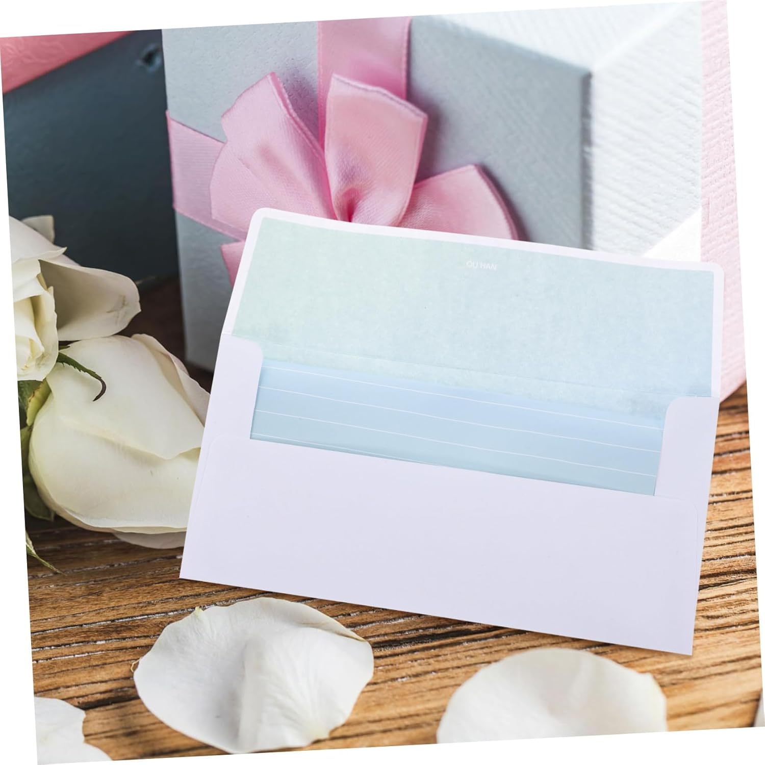 4 Sets Gradient Color Korean Style Letter Paper and Envelopes Stationery Set 4 Letter Papers and 2 Envelopes per Mixed Colors Creative Writing for Party Invitations and Festive Correspondence