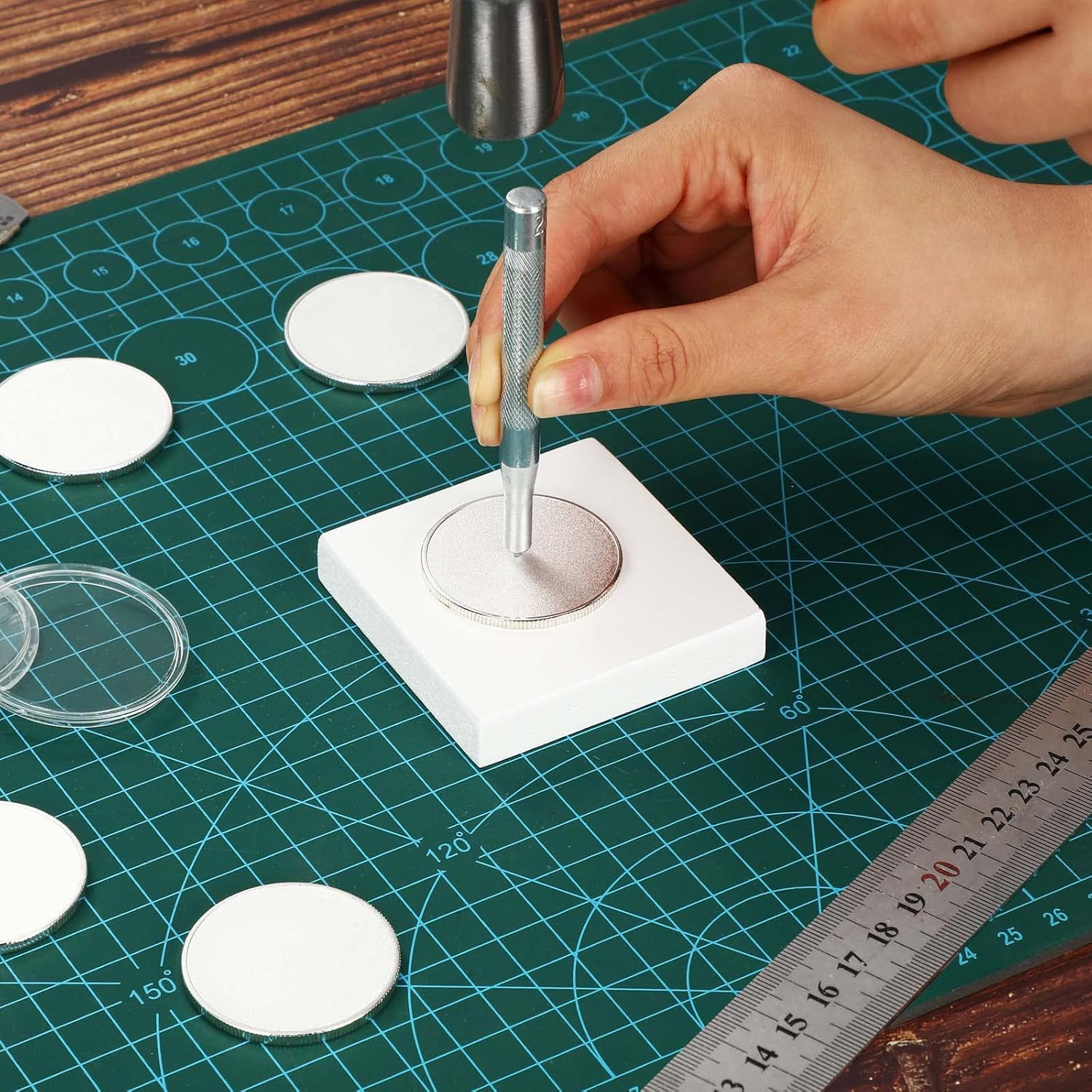 Yinkin 10 Pieces Blank Challenge Coin Threaded Edged 40 Mm with Acrylic Protection Box Laser Engravable Pattern for DIY Crafts Birthday Travel Commemorative Collection image number 1