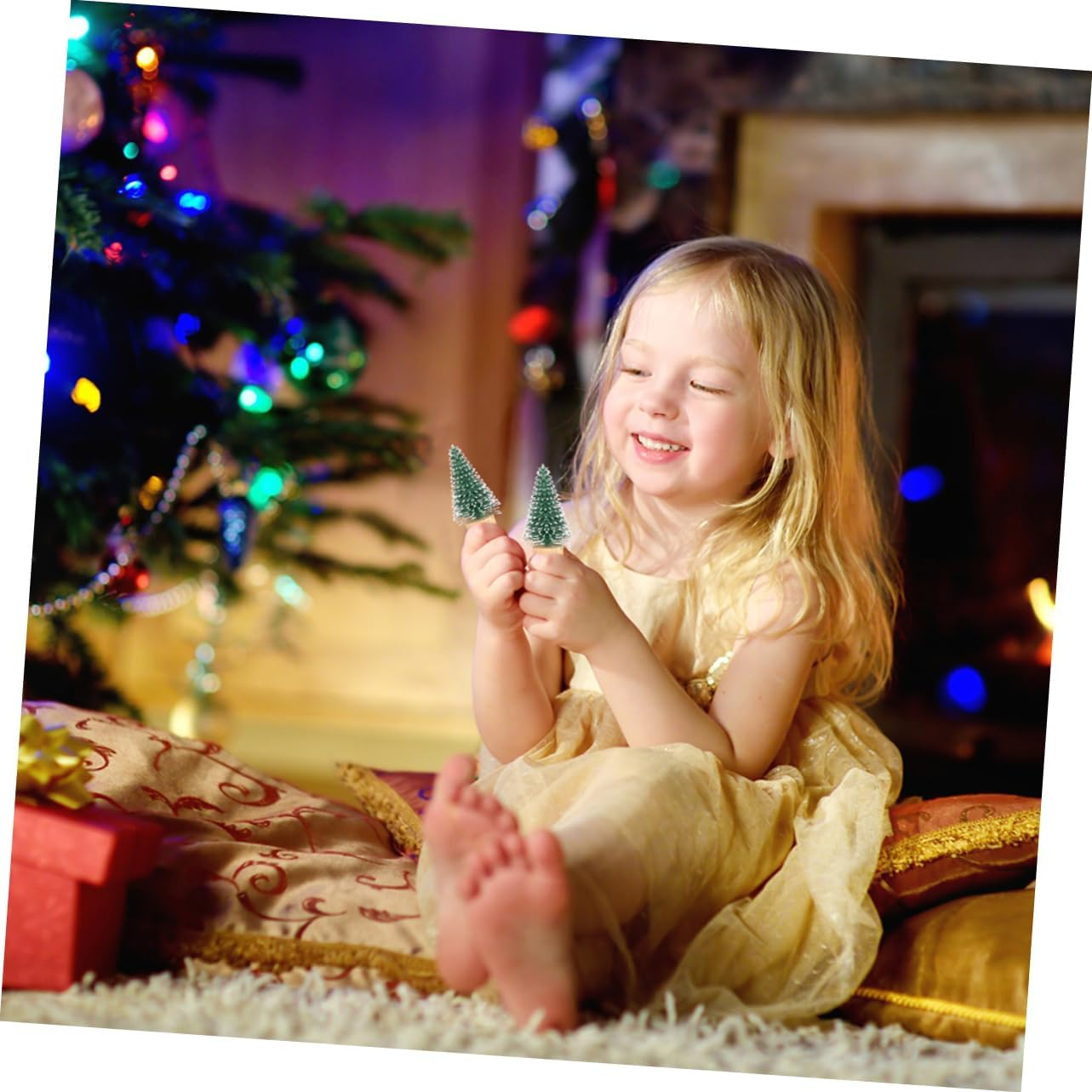 12Pcs Mini Christmas Tree Ornaments Cedar Tree Decor Wooden Base Desktop Display Adorn for Christmas Decorations Table image number 4