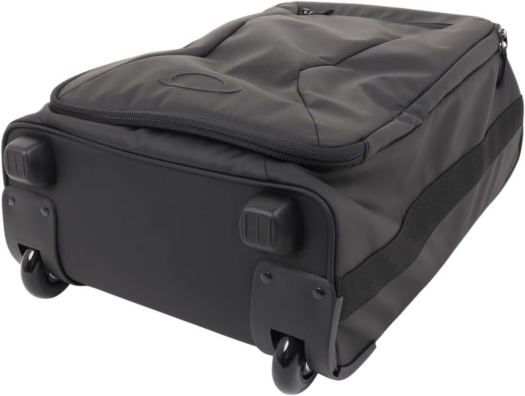 Oakley Carry-On with Wheels image number 5