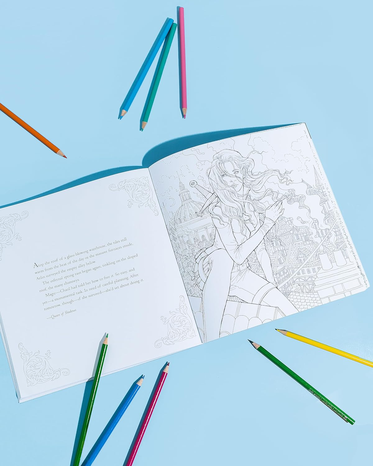 The Throne of Glass Colouring Book image number 1