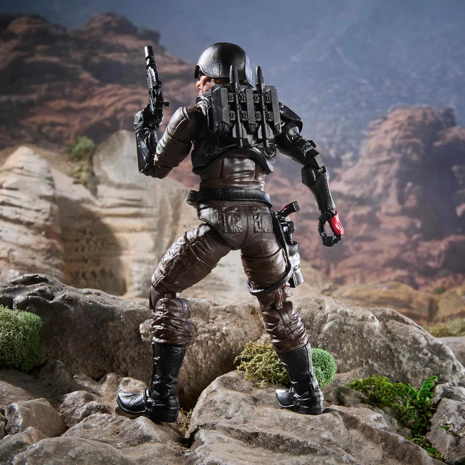 G.I. Joe Classified Series #166, Major Bludd, Collectible 6 Inch Action Figure with 7 Accessories image number 2