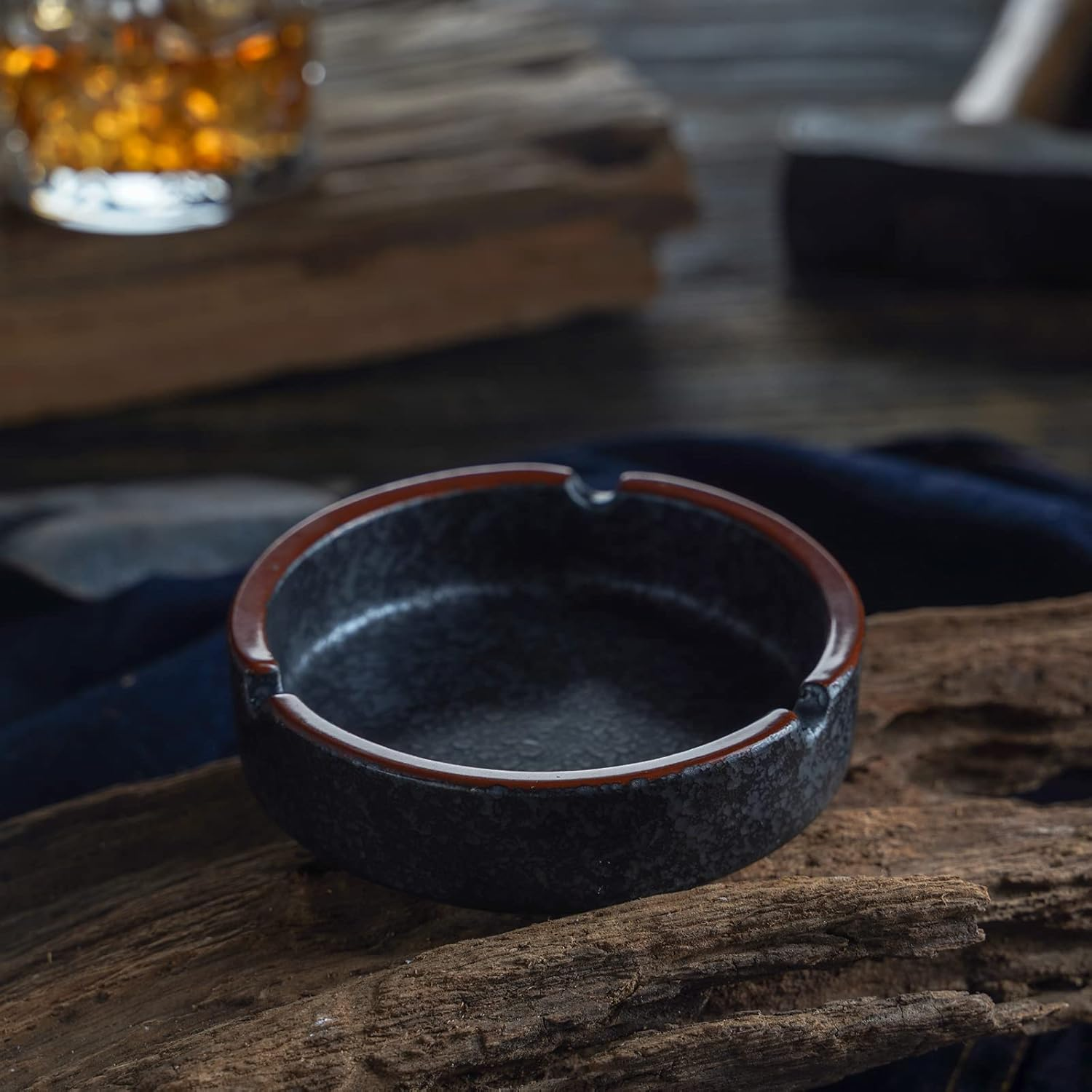 Ceramic Ashtray，Home Ashtray，Ashtray，Cigarette Ashtray for Indoor or Outdoor Use，Coffee Bar Ashtray，Cool Lava Dazzling Black Ashtray image number 2