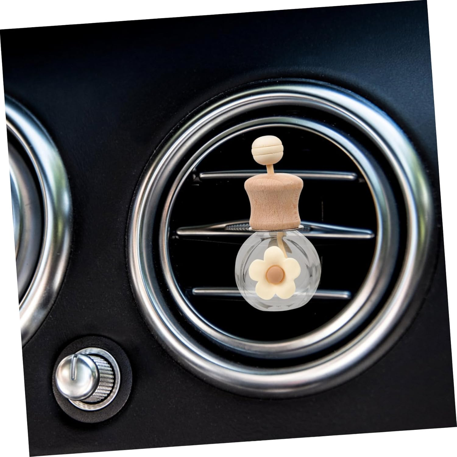 Essential Oil Sprayer Dispenser Car Perfume Diffuser Bottle Refillable Car Air Freshener Empty for Auto Interior image number 1