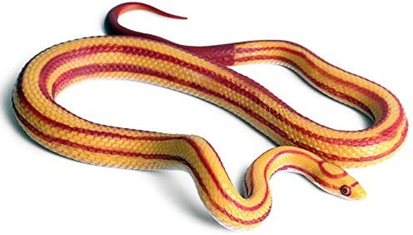 Realistic Rubber Fake Corn Snake Toy for Garden Props and Practical Joke image number 1