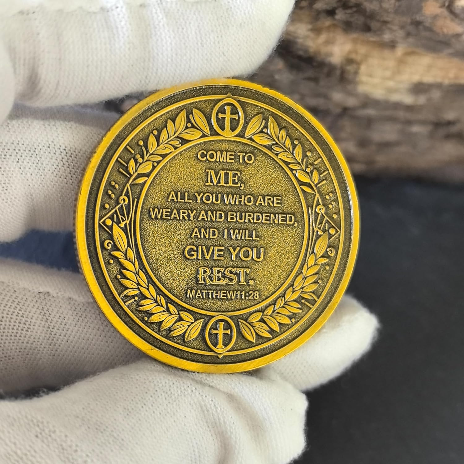 Footprints in the Sand Christian Challenge Coin - Inspirational Scripture Medallion with Dual-Sided Design image number 2