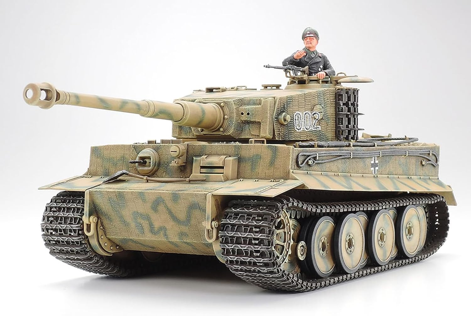 Tamiya Germantiger I MID Production 1:35 Scale Model Kit image number 6