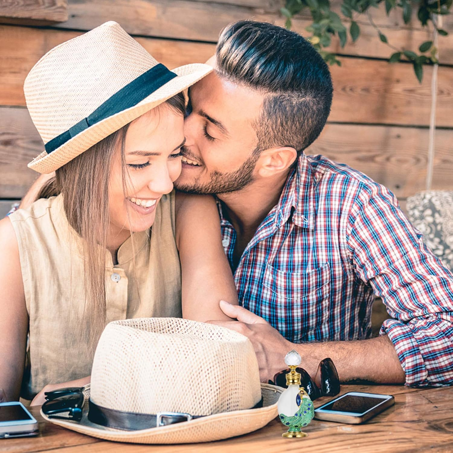 DOITOOL 1Pc Perfume Bottle Empty Vintage Peacock Shape Decor Glass Perfume Bottle Bottle with Dropper for Essential Oil (Green) image number 1