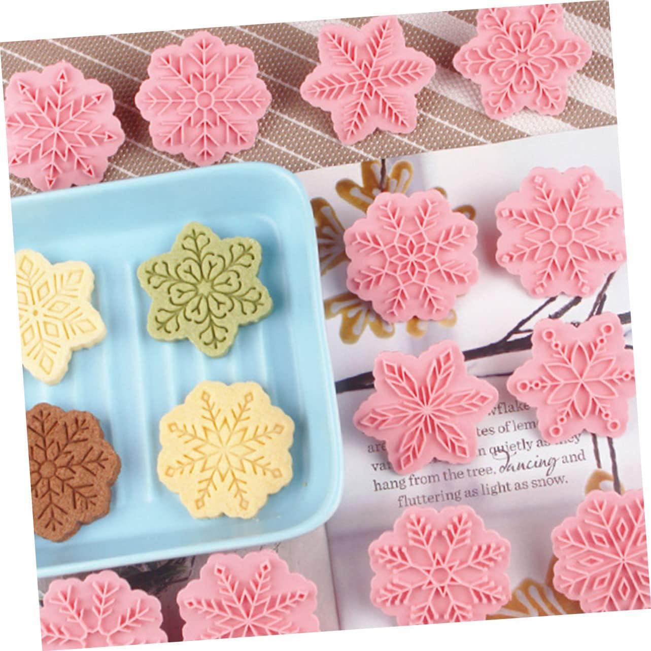 18Pcs Snowflake Cookie Cutter Xmas Cookie Mold Material Baking Mold for Christmas Baking Supplies Home Decor image number 3