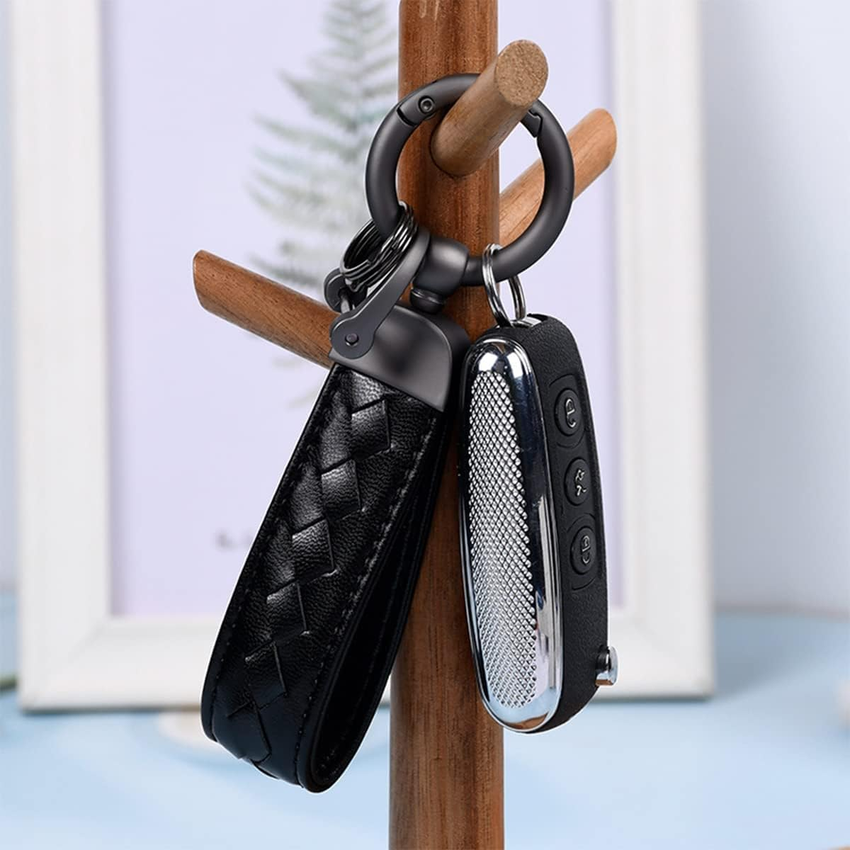 Genuine Leather Car Keychain, Sheepskin Key Fob Holder Keys Organizer with 360 Degree Rotatable Anti-Lost D-Ring image number 1