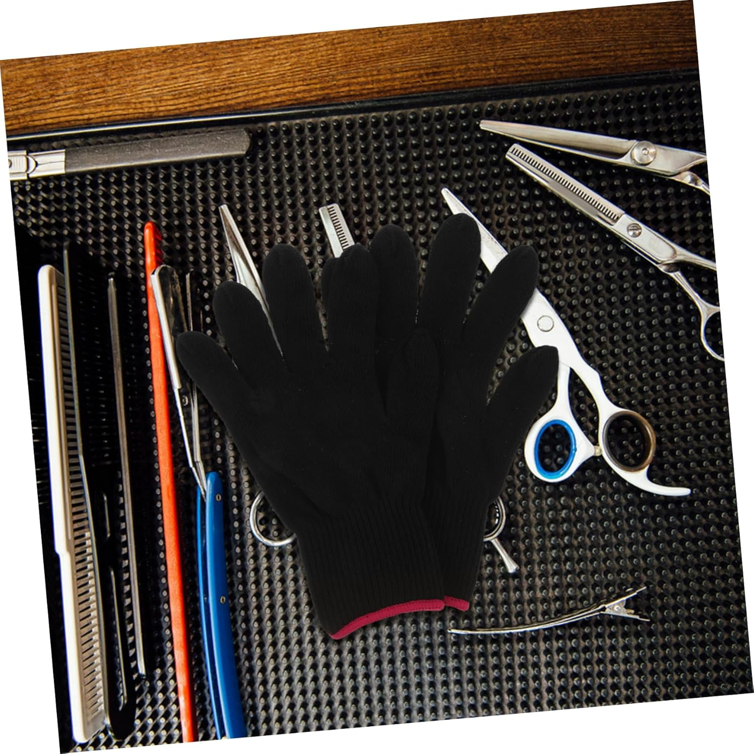 CALLARON Heat Resistant Hair Styling Gloves Black Curling Iron Glove Heat Protection Mitts for Curling Wand and Flat Iron Salon Use image number 4