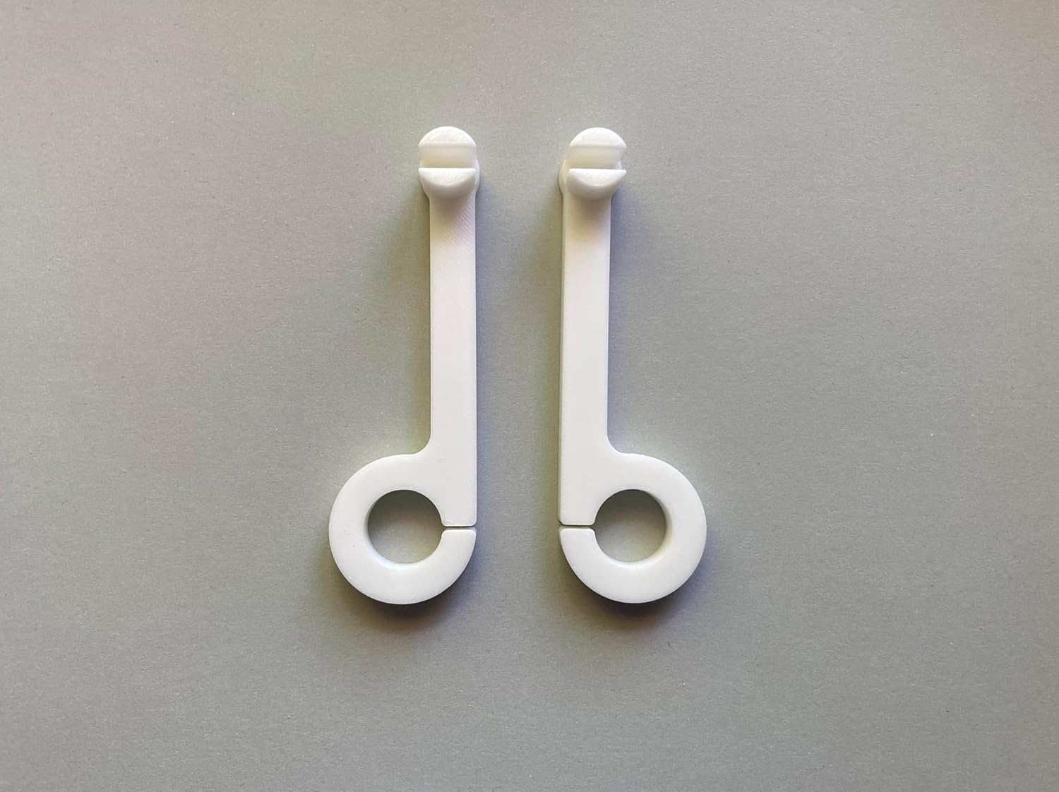 Blindmuffs Blind Guides - Stops Your Blinds Banging in the Wind! image number 2