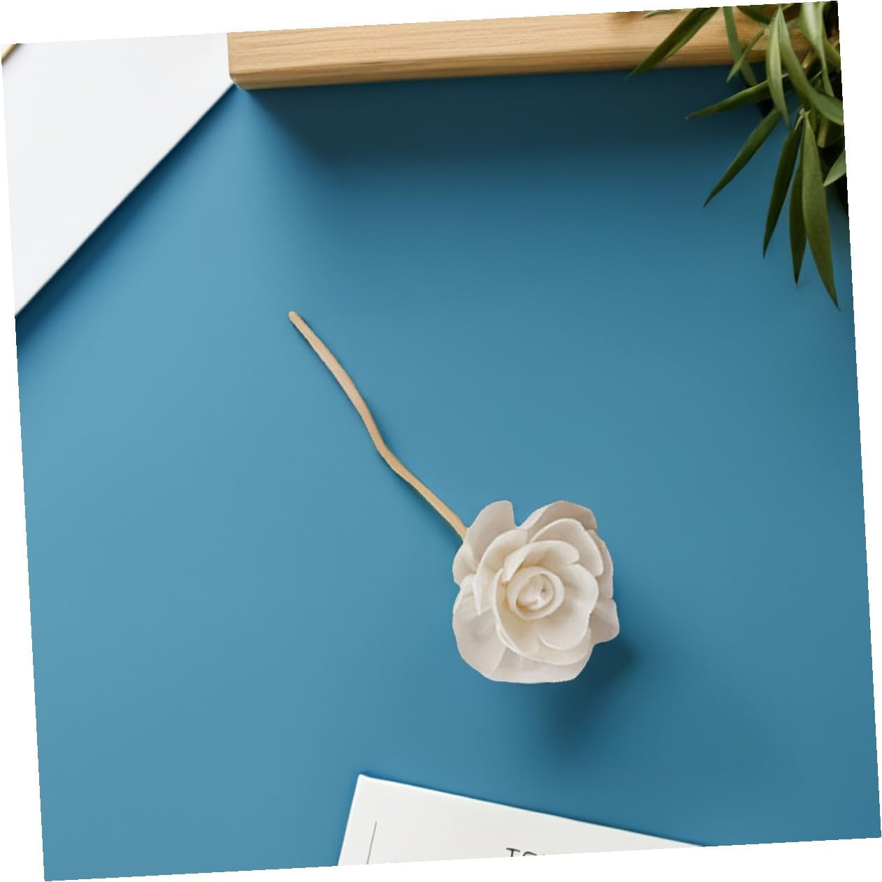 GANAZONO 5Pcs Aromatherapy Flowers Essential Oil Diffuser Rattan Weaving Home Decorative Aroma Sticks Diffuser image number 2