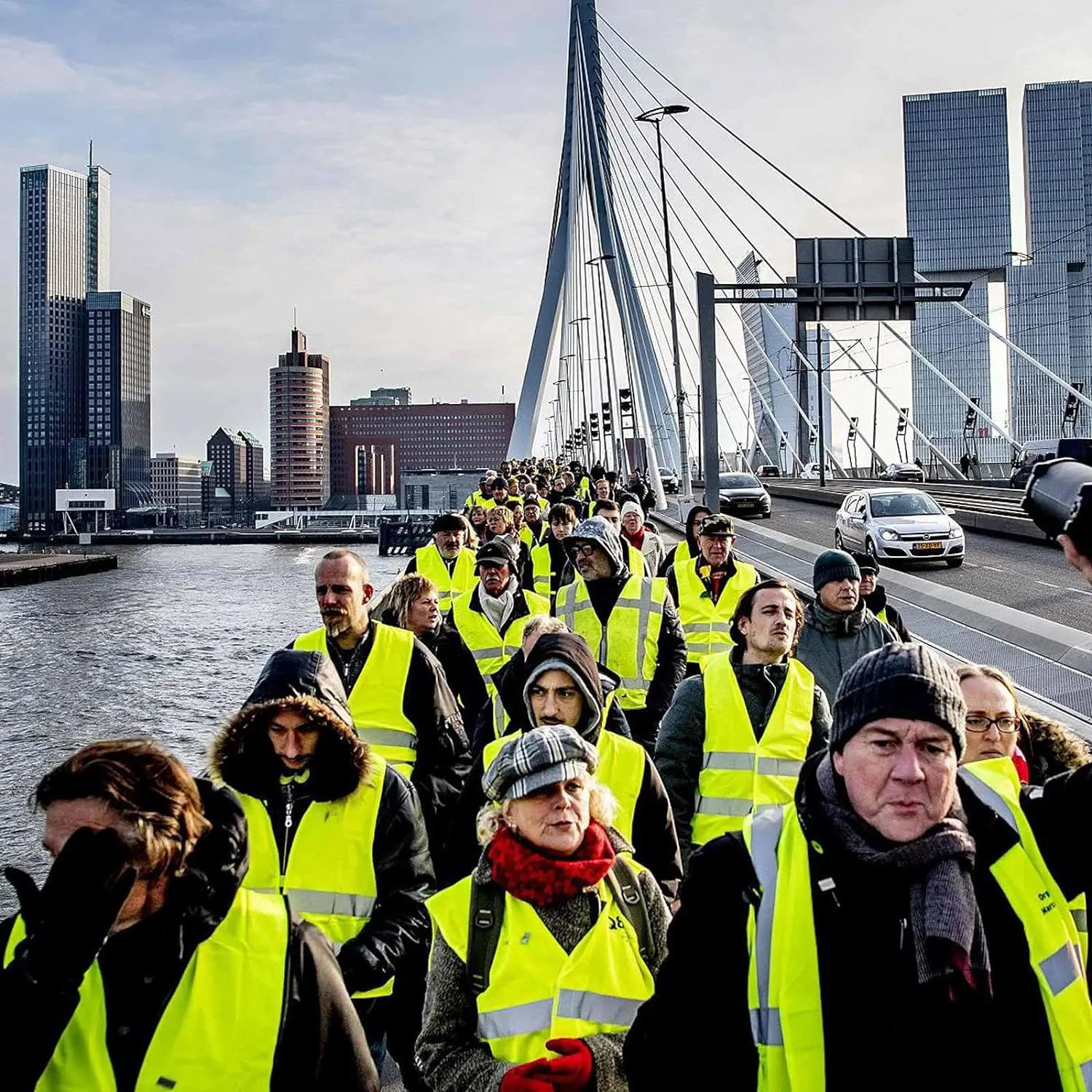 5 Pack Hi Vis Vests,Safety Vests,Standard Size Reflective High Visibility Vests,Unisex Hi Vis Jacket for Traffic Work, Running, Surveyor and Security Guard Construction Vest