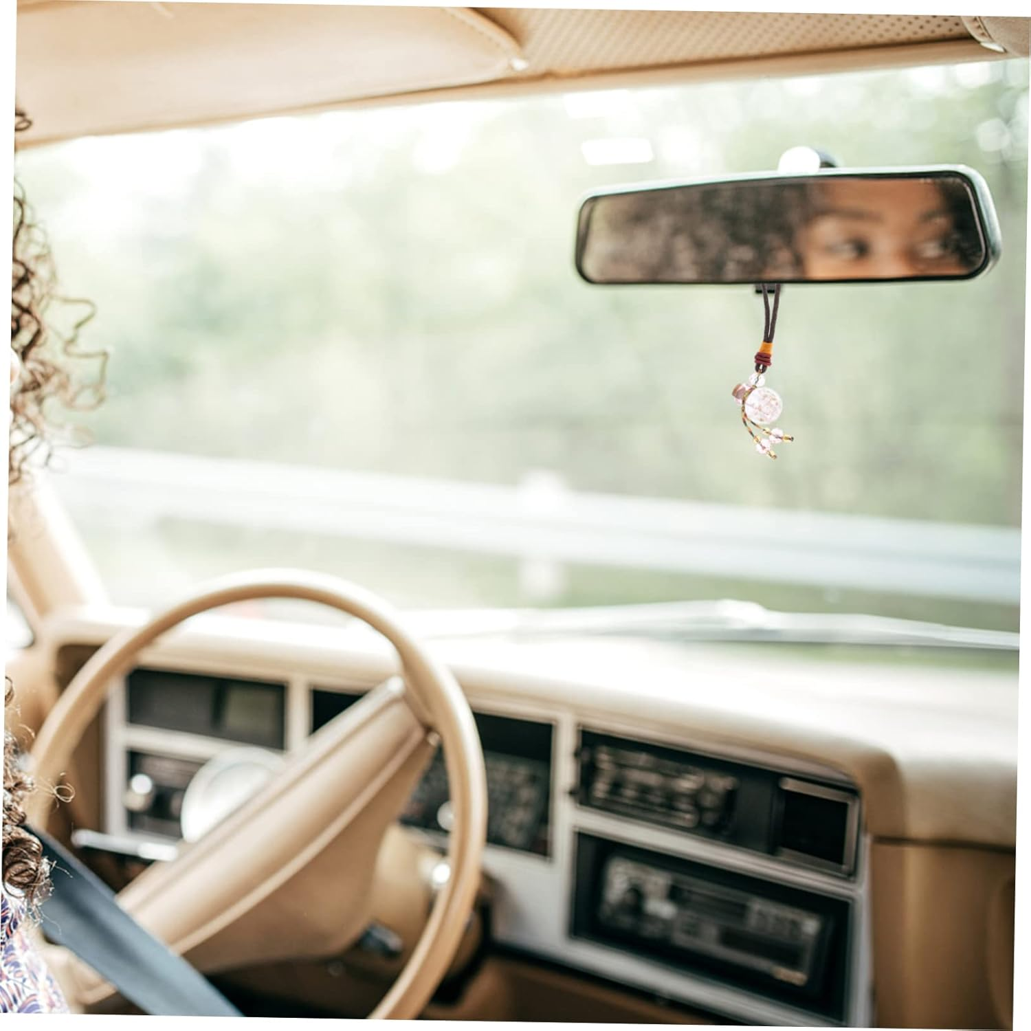 2Pcs Luminous Ball Perfume Bottle Necklaces Essence Oil Bottles for Car Pendants Handmade Glass Aromatherapy Accessories image number 3