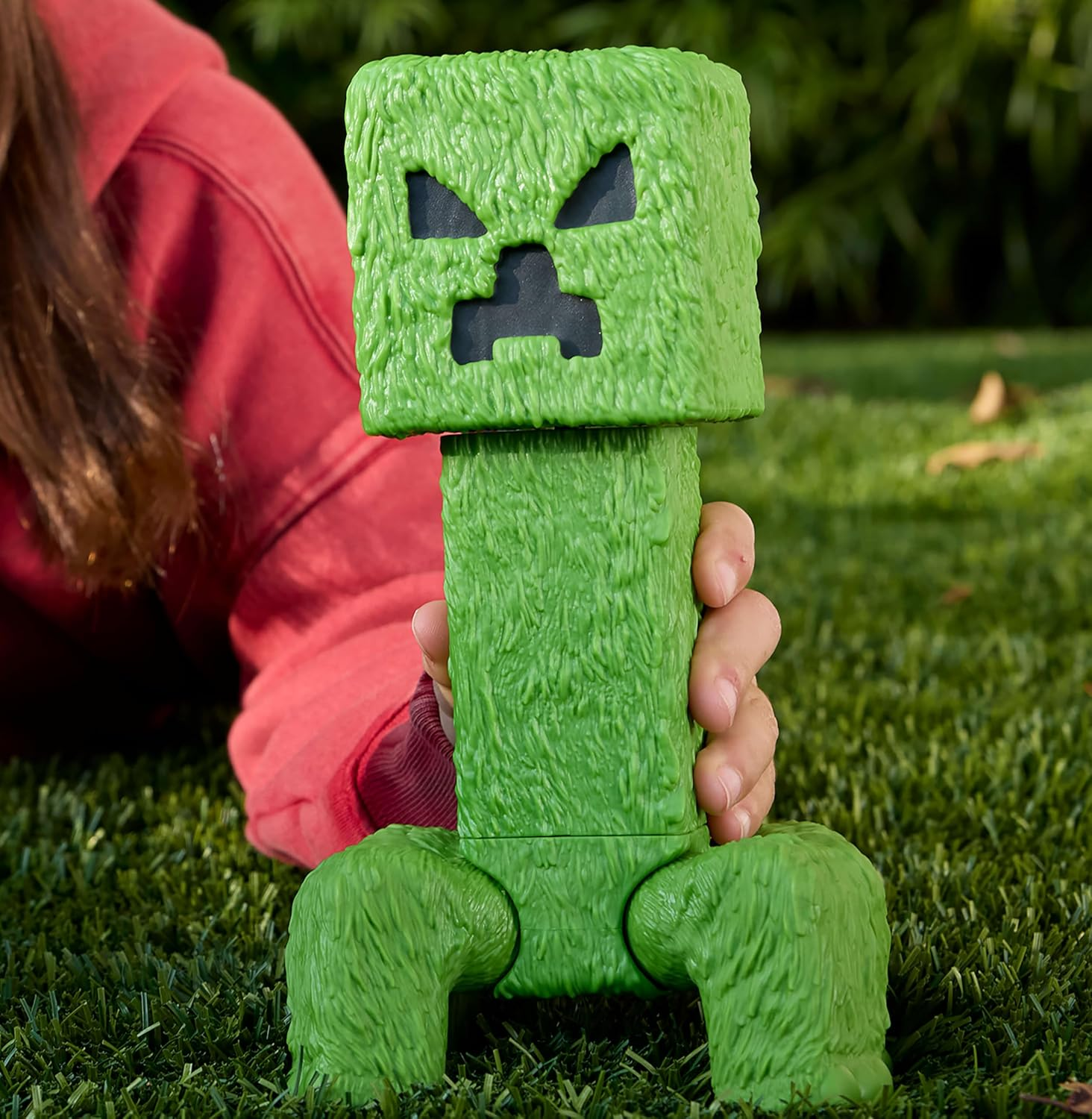 Mattel Minecraft Large-Scale Action Figure, 12-Inch Posable Creeper Toy Collectible Inspired by a Minecraft Movie - Multicoloured image number 3