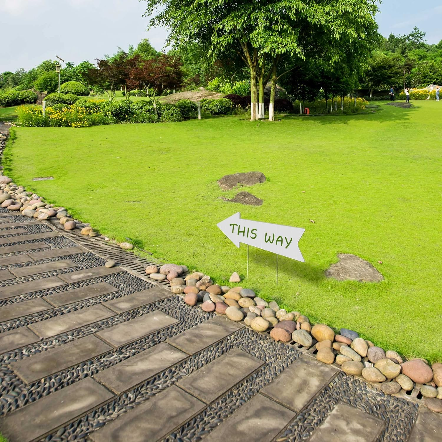 Blank Arrow Signs with Stakes 15 Pack 17 X 6 Inches Wedding Directional Yard Signs with Stakes, This Way Arrow Yard Signs Birthday Party Signs Arrow - White 3 Pack image number 4