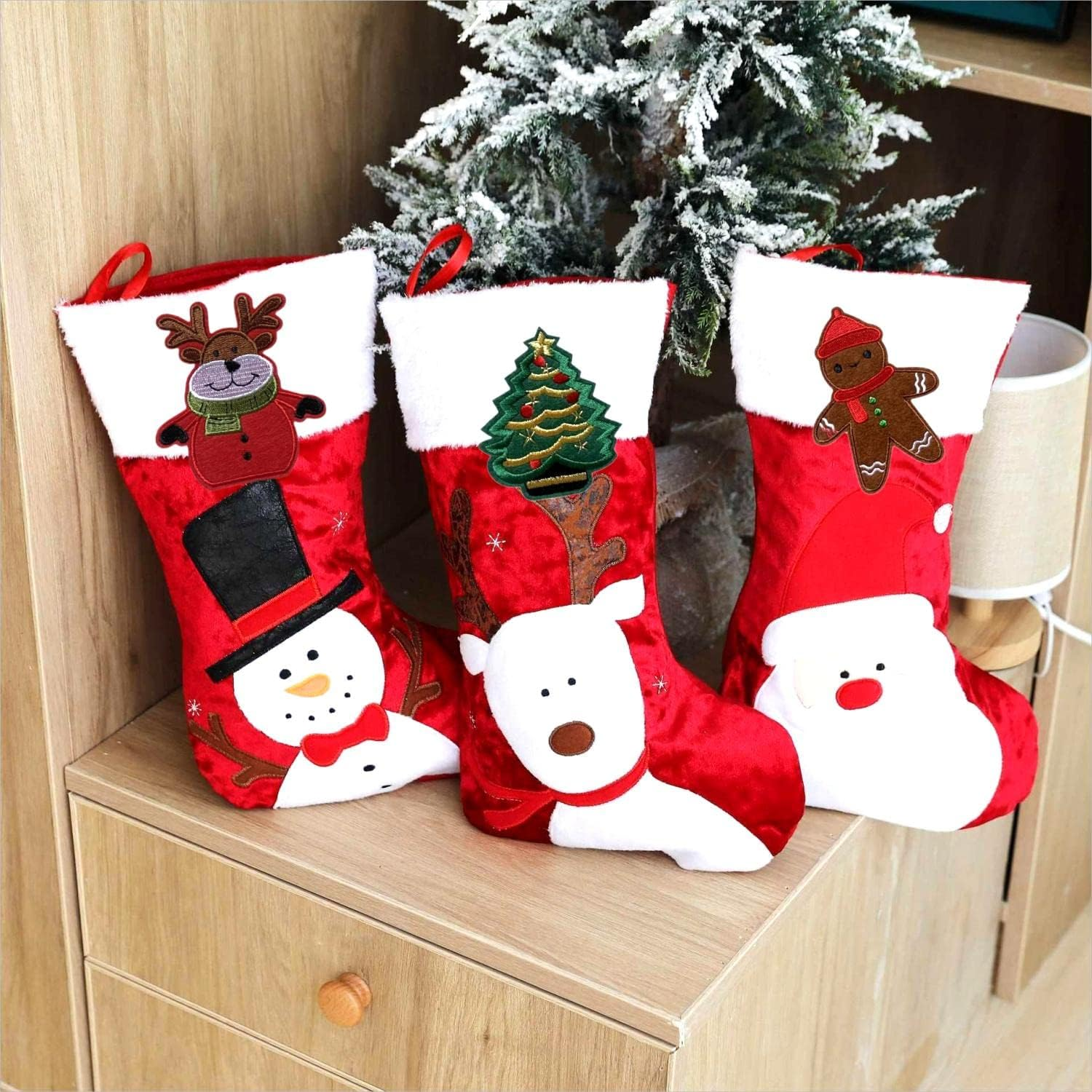 30 Pieces Christmas Iron on Patches, Embroidered Sew on Applique Repair Patch for Craft, Clothing, Backpacks, Jacket, Jeans, Caps, Decoration and DIY Xmas Gifts image number 4