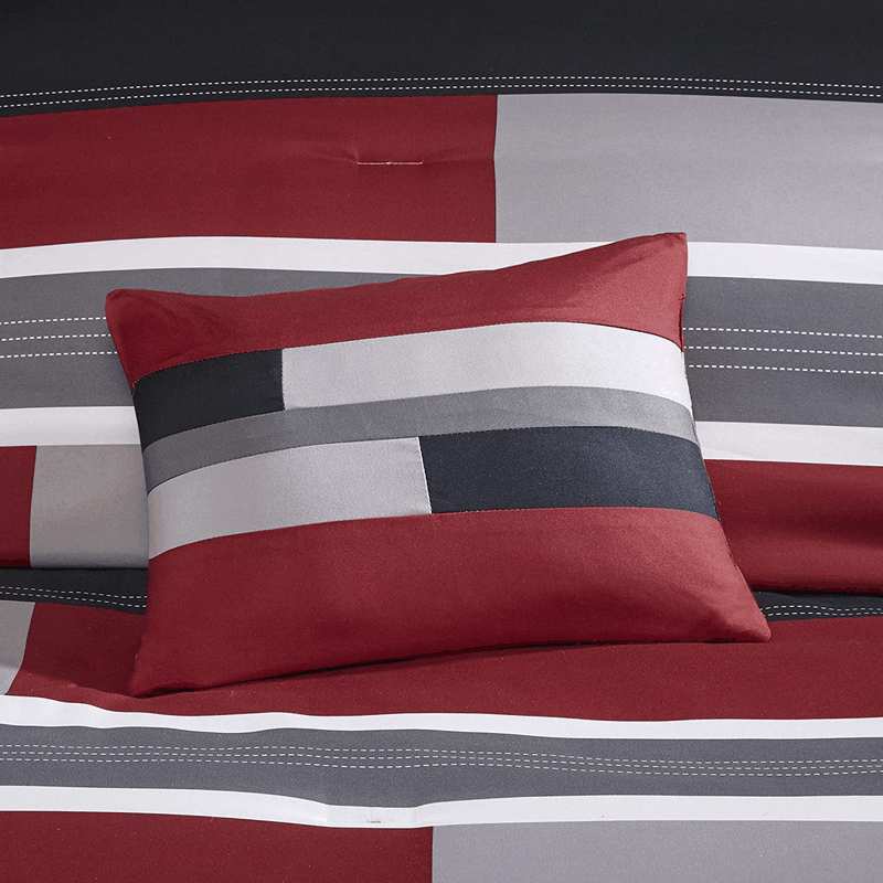 Comfort Spaces Casual Comforter Set Sporty Design, Vibrant Color, Active Lifestyle Boys Bedroom D&eacute;cor, All Season Soft Microfiber Bedding Set, Decorative Pillow, Sham Black/Red Twin/Twin XL 3 Piece image number 6